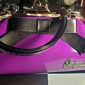 Sourpus purse